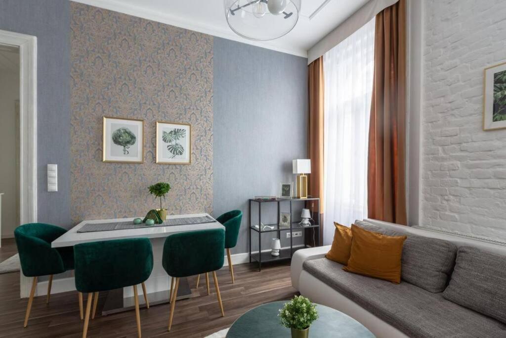 Chic, Captivating Space بودابست المظهر الخارجي الصورة