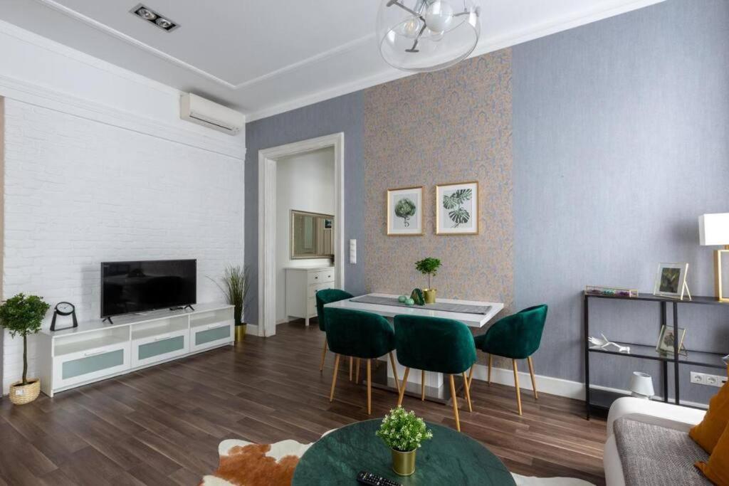 Chic, Captivating Space بودابست المظهر الخارجي الصورة